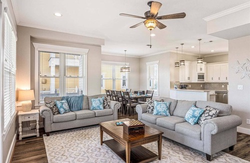 Galveston House | Blu Pearl 5 Bedroom Home