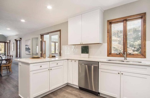 Macatawa House | Blue Anchor Beach Home: Private Beach Access, Large Family Room, Spacious Accommodations