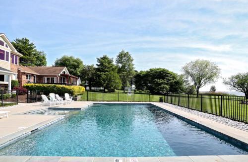 Stevensville House | Blue Bay Haven