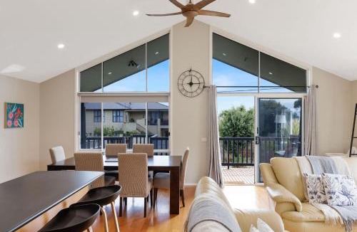 Coronet Bay House | Blue Bayou