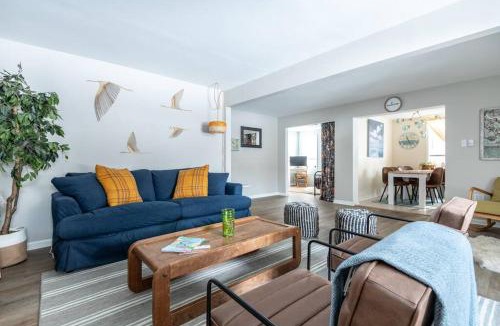 Delavan Lake House | Blue Beach Cottage