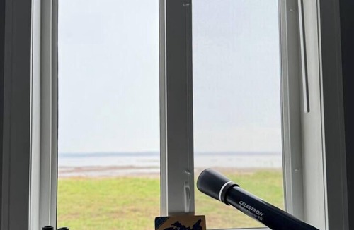 Colchester County House | Blue Beach House By the Bay