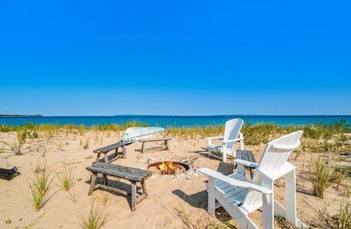 Glen Arbor House | Blue Bear