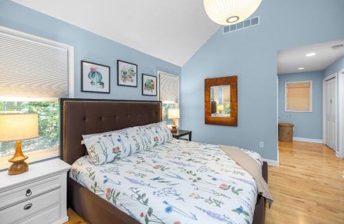 Three Oaks House | Blue Beech Cottage