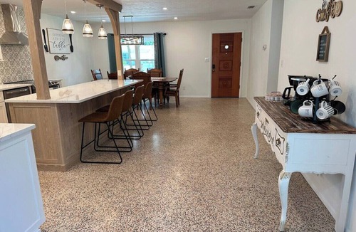 Bellevue Terrace House | Blue Breeze Cottage 4b2b
