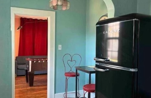 Central Oklahoma City House | Blue Bungalow near OU Med/Downtown 0 cleaning fee