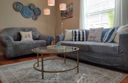 Riverside Apartment | Blue Burough in Riverside