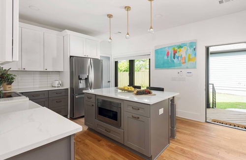 East Atlanta Apartment | Blue Burrow