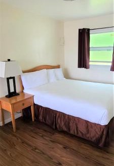 Brookings Hotel | Blue Coast Inn & Suites
