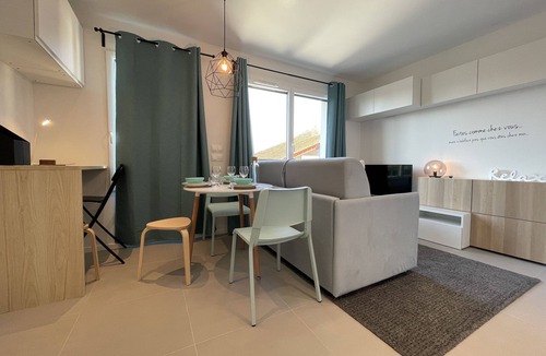 Villejust Apartment | Blue Cocoon Studio 27m2 Proche Centre Ville