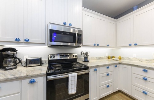 Rockport House | Blue Crab Cove | Rooftop Deck + Kayak Launch