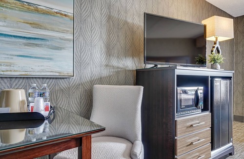 Waretown Hotel | Blue Creek Inn