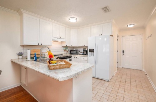 Starkville Apartment | Blue Diamond Retreat