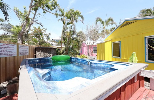 Siesta Key Village Cottage | Blue Dolphin Cottage steps from the beach