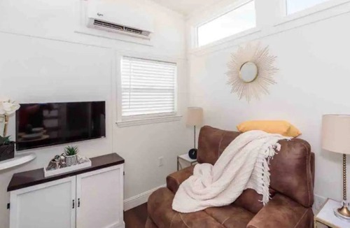 Middletown Cottage | Blue Door Cottage