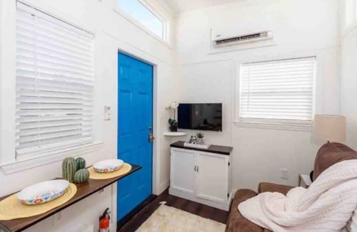 Middletown Cottage | Blue Door Cottage