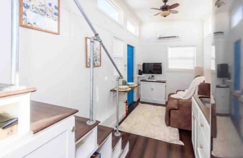 Middletown Cottage | Blue Door Cottage