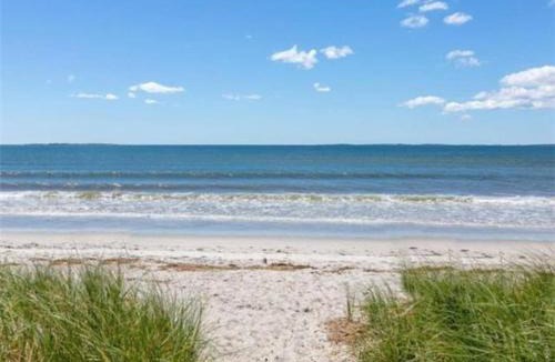 Scarborough House | Blue Doors By The Sea by Bayley Vacation Rentals