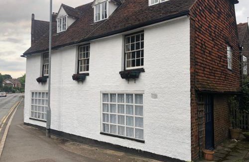 Five Oak Green House | Blue Doors