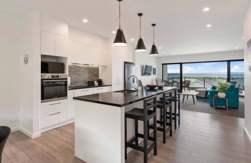 Nukuhau House | Blue Dun Views Taupo