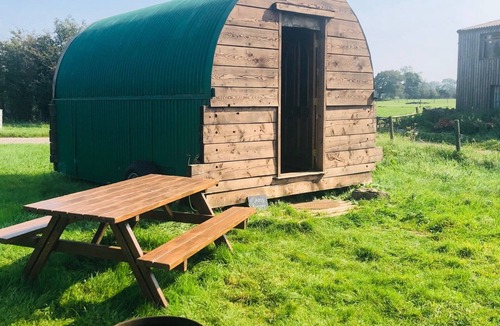 Compton Martin Apartment | Blue Faced Leicester & Romney