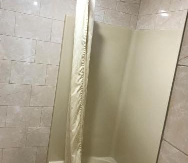 Tonawanda Hotel | Blue Falls Motel