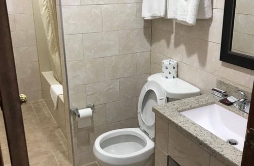 Tonawanda Hotel | Blue Falls Motel