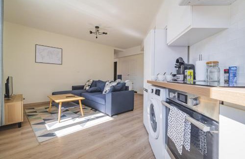 Jamin Apartment | Blue Gallery #REIMS