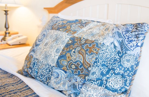 Shipshewana Hotel | Blue Gate Garden Inn
