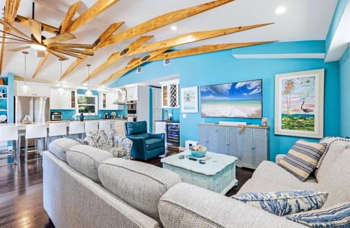 Park East House | Blue Haven Bungalow With Pool/Downtown Sarasota