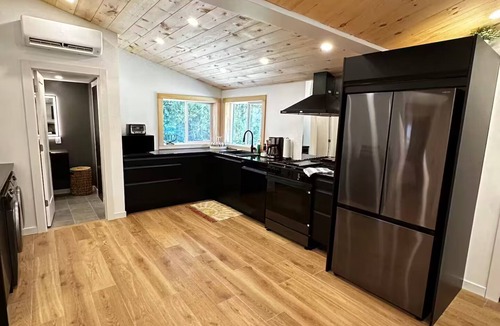 Batchawana Bay House | Blue Haven Cottage