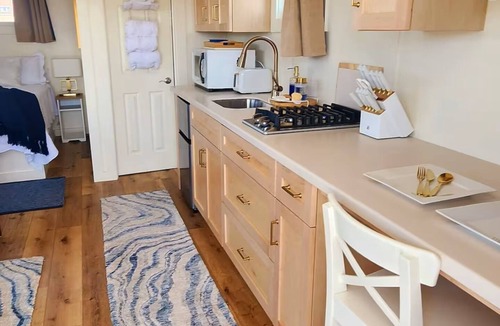 New Bedford House | Blue Haven Houseboat