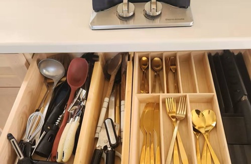 New Bedford House | Blue Haven Houseboat