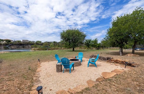 Burnet House | Blue Haven on Lake Buchanan - A Waterfront Escape