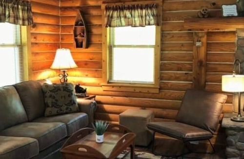 Luray Cabin | Blue Heaven- Private pool, playground, hot tub!