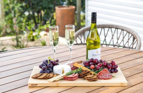 Mittagong Cottage | Blue Hen – A charming and central cottage