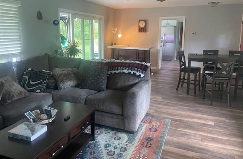 Highland Hills House | Blue Heron Lodge