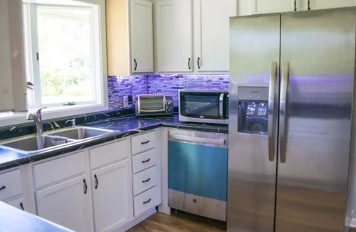 Highland Hills House | Blue Heron Lodge