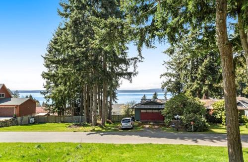 Freeland House | Blue Heron Lookout