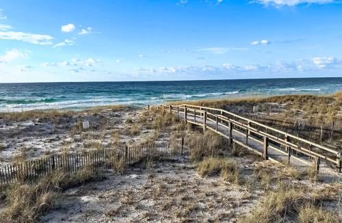 White Sands House | Blue Heron's Nest