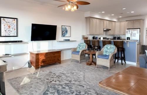 White Sands House | Blue Heron's Nest