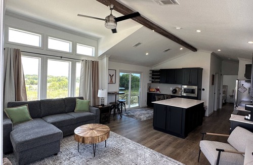 Leon Junction House | Blue Hills Ranch