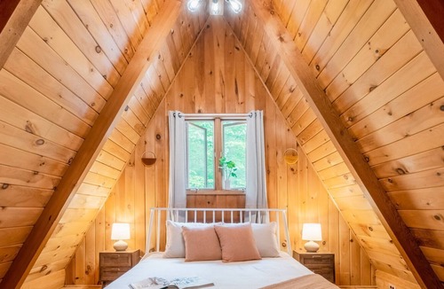 Jay Ski Chalet | Blue Hour A-Frame: Modern Boho Escape w/ Hot Tub