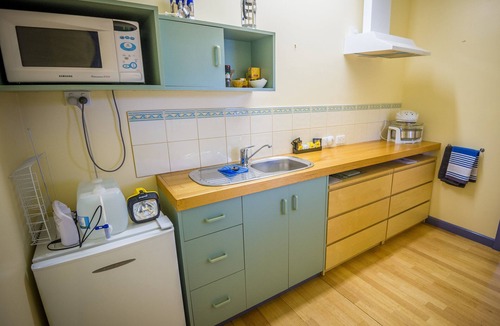 Mount Cole Cabin | Blue House at Mountainside Wines