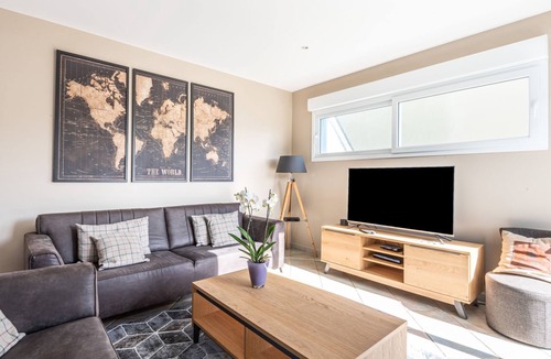 Bretteville-sur-Ay House | Blue House by Interhome