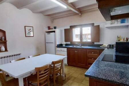 El Vilar d'Urtx Apartment | Blue House