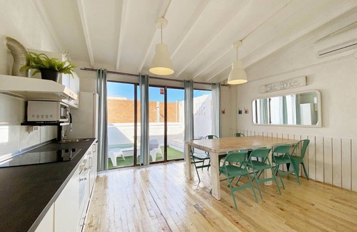 Provencals del Poblenou House | Blue house. House with private pool. Next to the beach