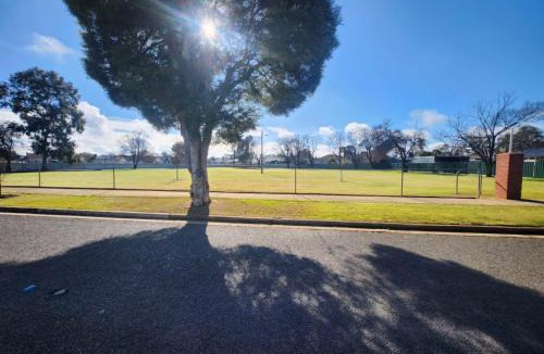 Cobram House | Blue House on Murray River