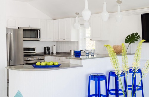 Newbury Hotel | Blue - Inn on The Beach