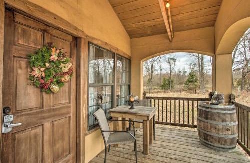 Pittsburg Apartment | Blue Jay Cottage - Pittsburg Studio on Winery!